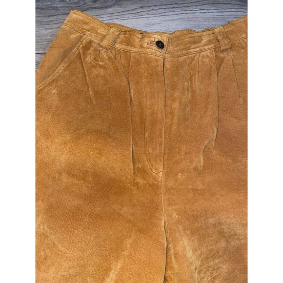 Gantos Vintage Women's Genuine Suede Bermuda Shorts size 11/12 Pleated Lined - Picture 3 of 9